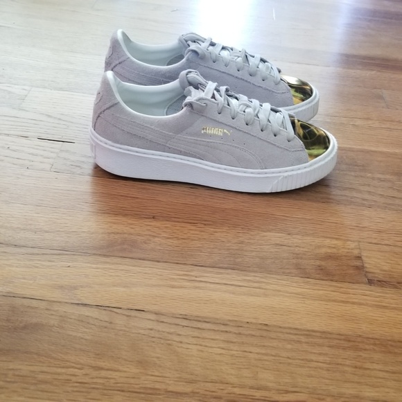 Puma Shoes - Like new!- Puma Platform Suede Sneaker